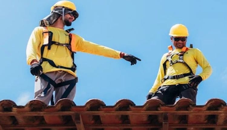 How Choosing the Right Roofing Contractor Protects Your Home